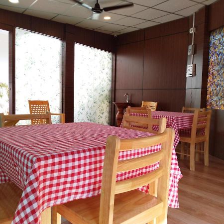 เควินส์ - พอร์ตแบลร์ Bed & Breakfast ภายนอก รูปภาพ