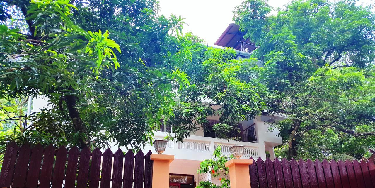 เควินส์ - พอร์ตแบลร์ Bed & Breakfast ภายนอก รูปภาพ